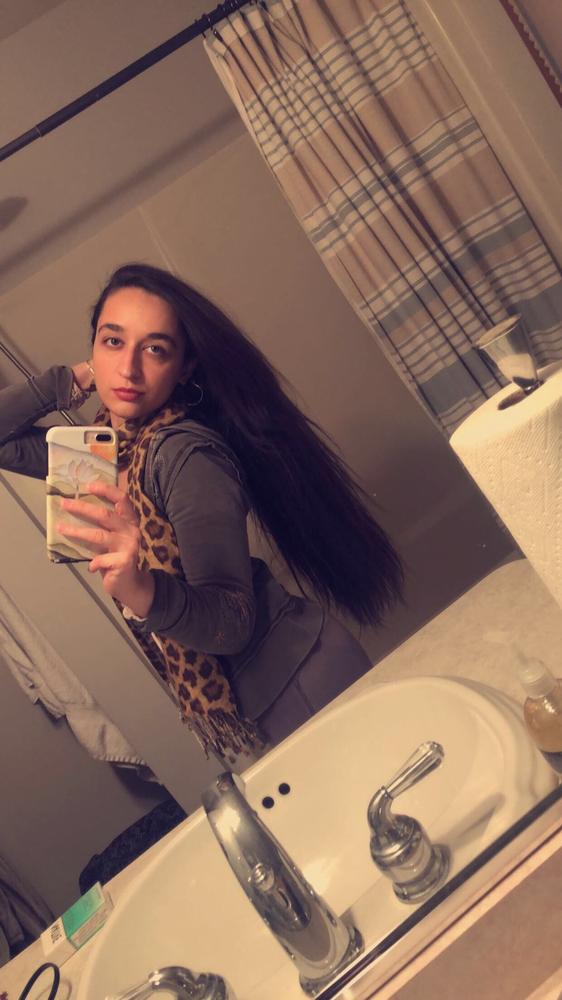 Glossy Locks Grow More Shampoo - Customer Photo From Anna